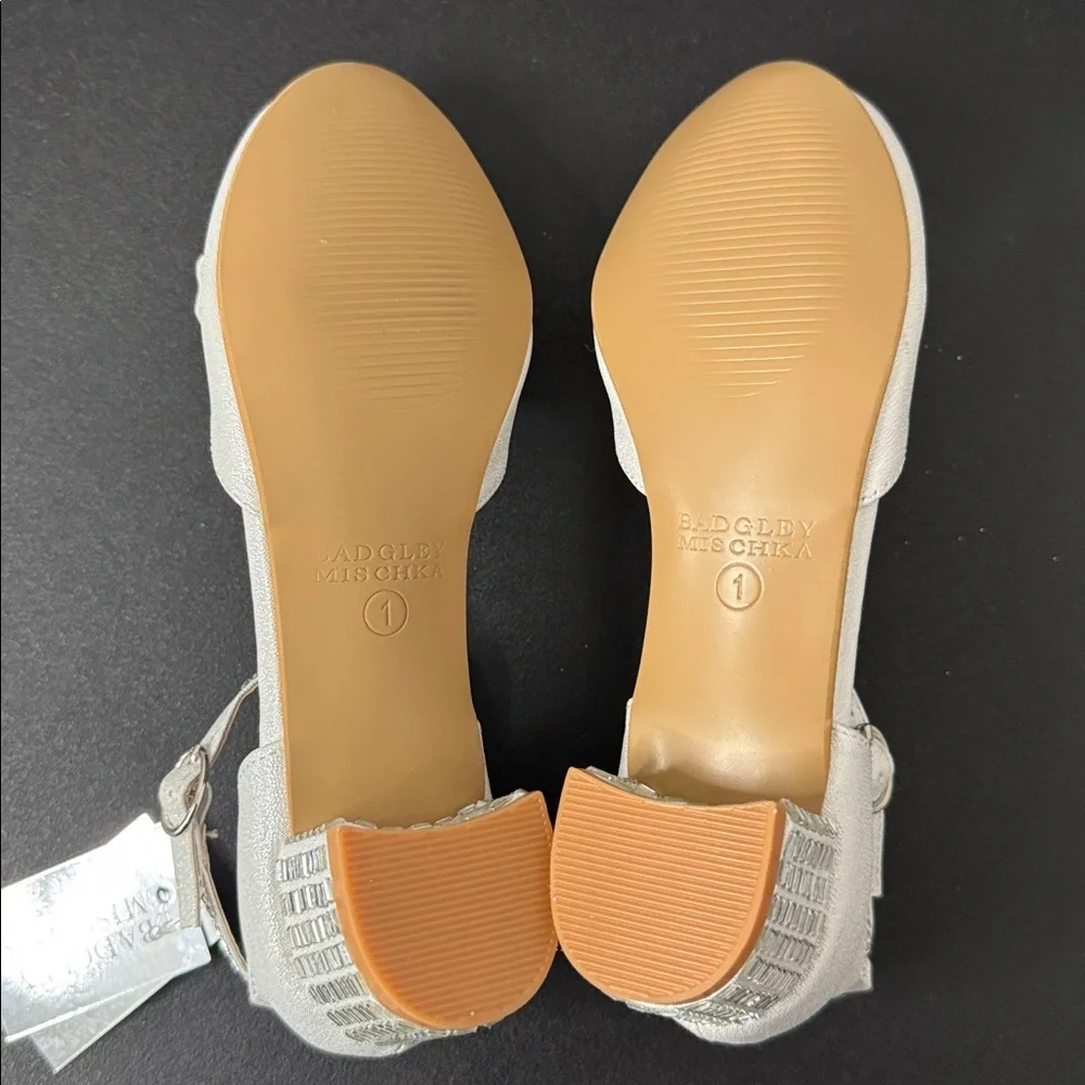 Badgley Mischka Little Girls Dress Shoes Silver Size 1 New NWT